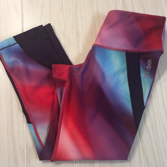 Reebok Pants - Reebok printed athletic leggings size XS